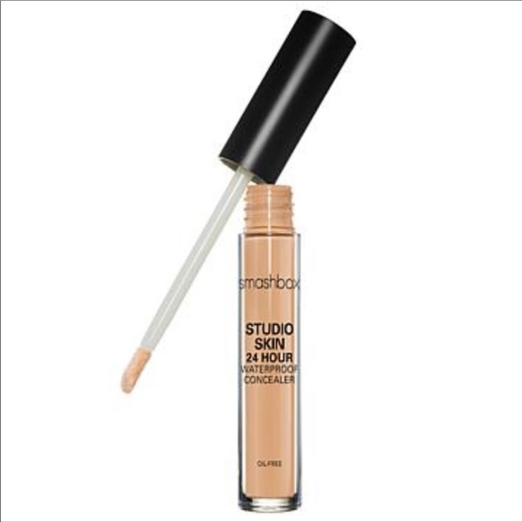 Smashbox Other - Smashbox light studio skin 24 hour concealer